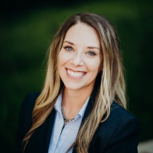 Jennifer Weller Headshot